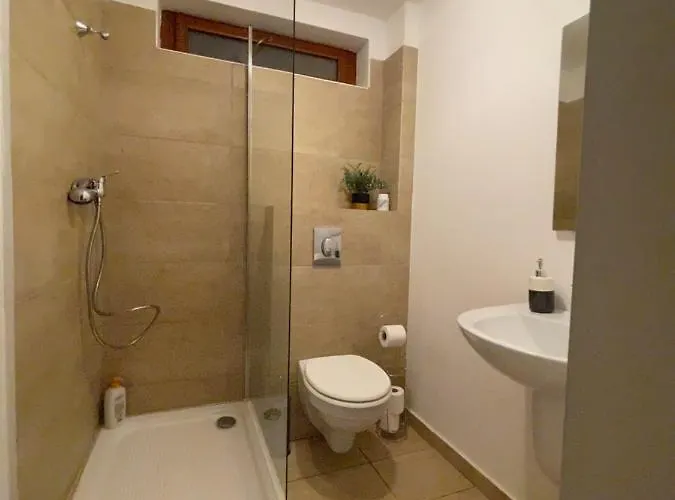 Apartman New Workspace Savoya9 Self Check In Old Center *